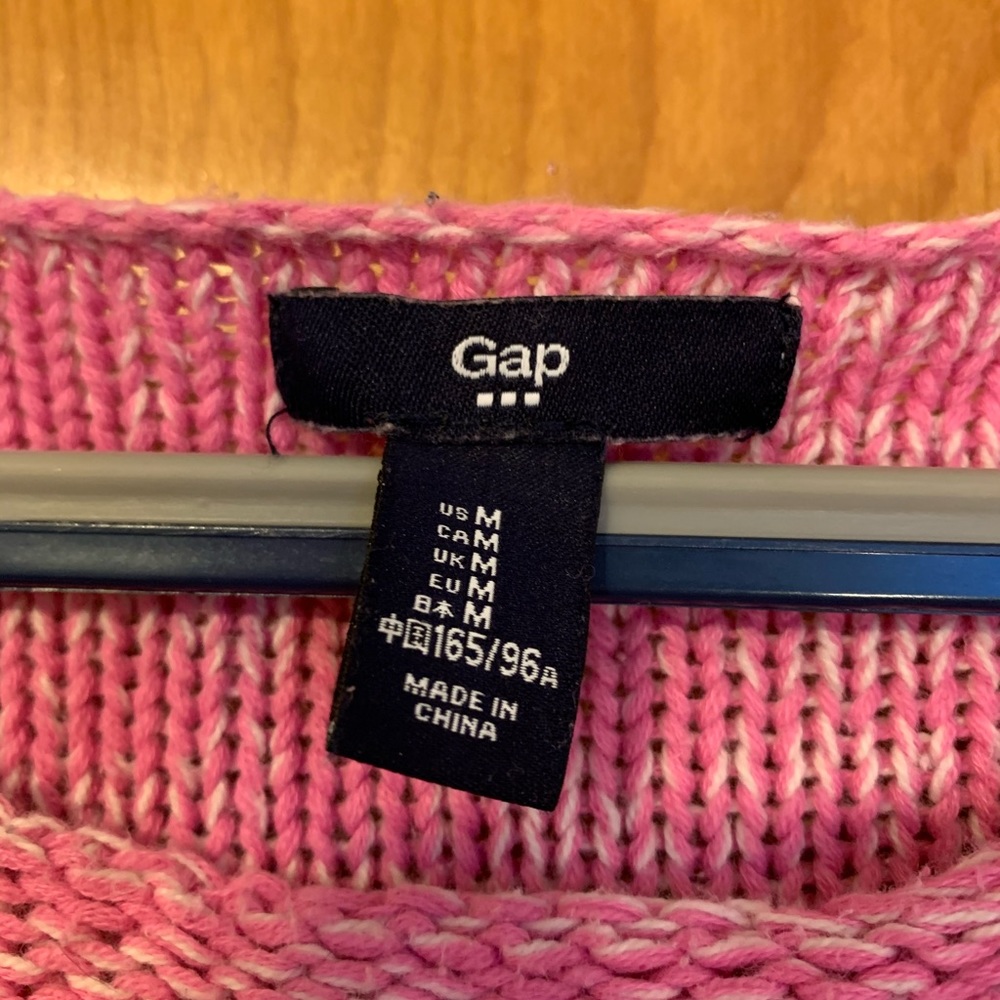 Pink sweater - Picture 3 of 3